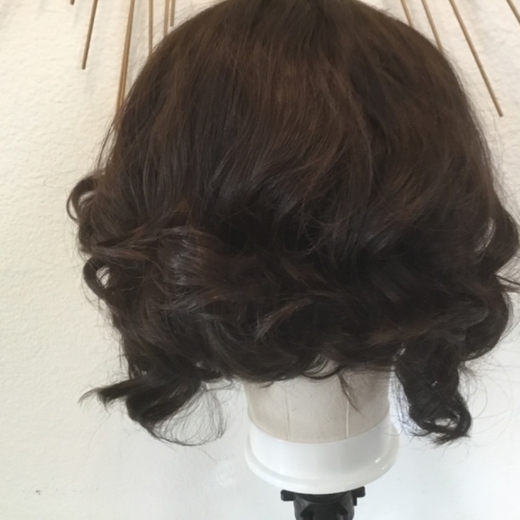 Vivica A Fox lace front bob wig #4 - Picture 3 of 13